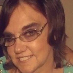 Meet your Posher, Cecilia